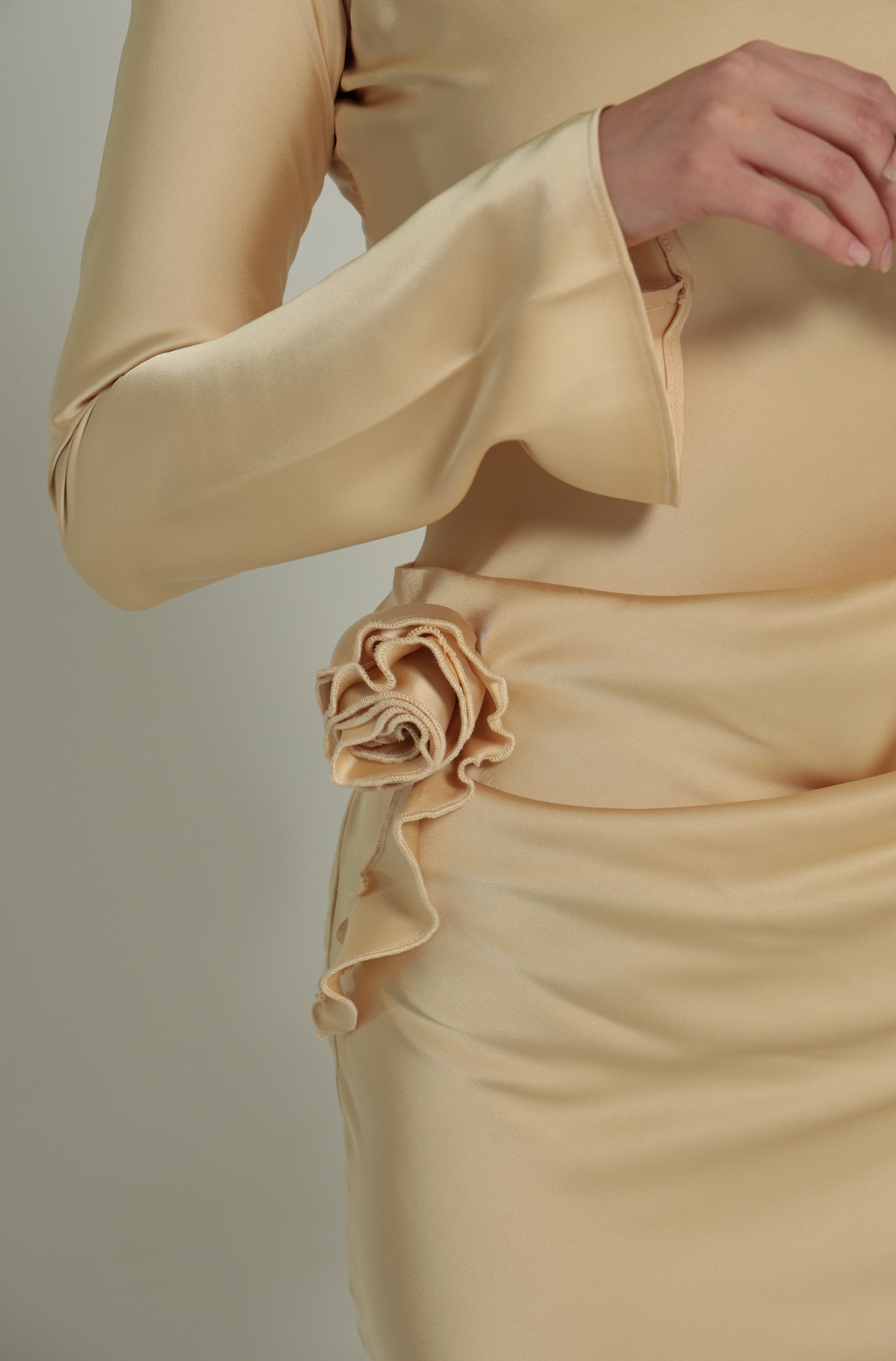 Lilia Silk