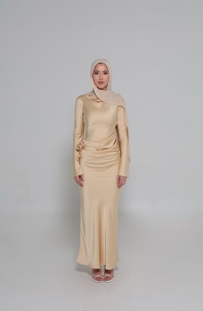 Lilia Silk