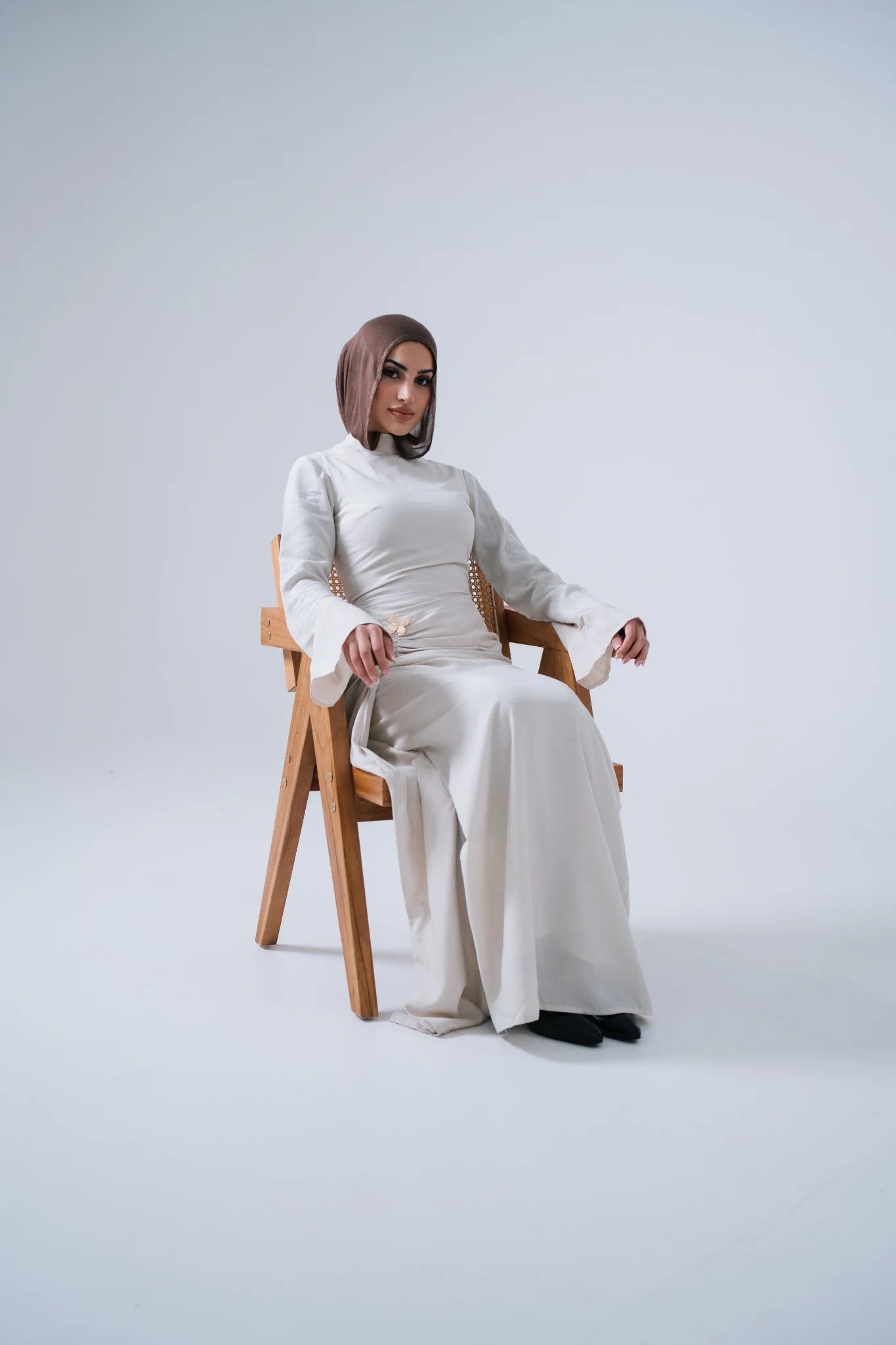 Eeva- PRE ORDER